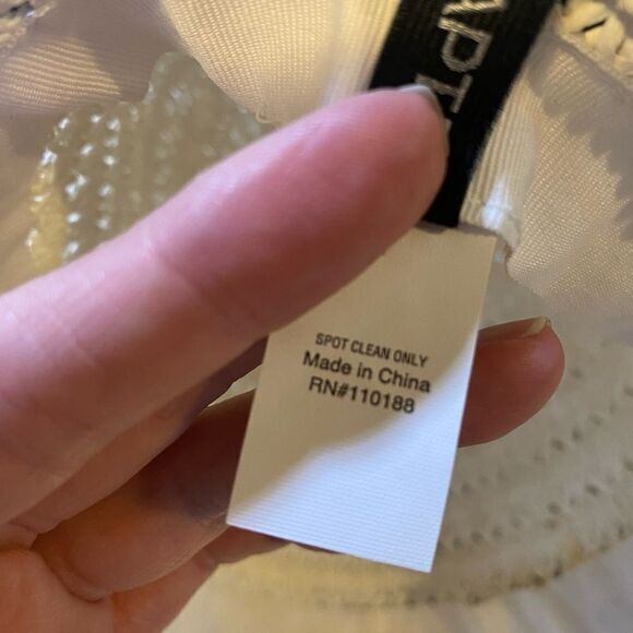 Women’s apt. 9 white and black straw‎ hat - Picture 4 of 5